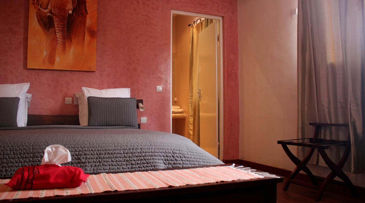 Hotel Chez Jimmy Port-Gentil Buitenkant foto