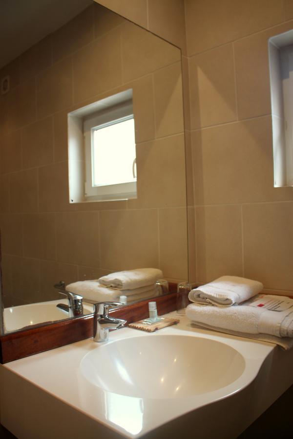 Hotel Chez Jimmy Port-Gentil Buitenkant foto